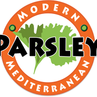 4/27/2017 tarihinde Parsley Modern Mediterraneanziyaretçi tarafından Parsley Modern Mediterranean'de çekilen fotoğraf