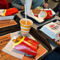Photo taken at McDonald&amp;#39;s by Sahar T. on 9/28/2022
