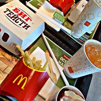 Photo taken at McDonald&amp;#39;s by Sahar T. on 4/27/2022