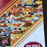 รูปภาพถ่ายที่ DuduMax Cafe &amp;amp; Restaurant โดย Hülya Cennet เมื่อ 5/15/2018