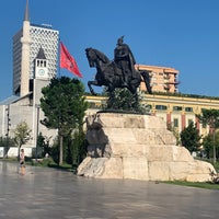 Das Foto wurde bei Tirana International Hotel &amp;amp; Conference Centre von Buket am 10/9/2020 aufgenommen