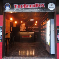 Foto diambil di The Beerbox Clavería oleh The Beerbox Clavería pada 4/27/2017