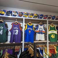 NBA STORE - 213 Photos & 84 Reviews - 545 5th Ave, New York, New
