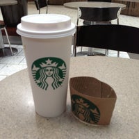 Photo taken at Starbucks by Orlando A. on 5/5/2013
