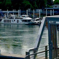 Photo taken at Scott&#39;s Seafood on The River by Shirley F. on 7/14/2017