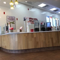 Photo taken at Smoothie King by Ray H. on 2/8/2018