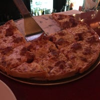 Photo taken at Pizano&amp;#39;s Pizza &amp;amp; Pasta by Ray H. on 7/17/2017