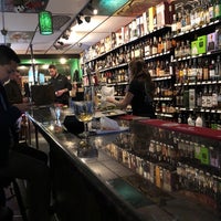 4/14/2018에 Patrick W.님이 Go Tavern &amp; Liquors에서 찍은 사진