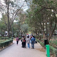 Photo taken at Parque Lincoln by Yad .. on 1/26/2023