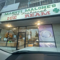 Photo taken at Mashti Malone Ice Cream by Erika R. on 3/22/2024