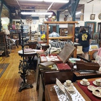 Photo taken at Roycroft Campus Antiques by James K. on 9/5/2020