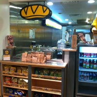 Photo taken at Which Wich? Superior Sandwiches by Latarsha P. on 11/21/2012