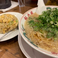 Photo taken at ラーメン魁力屋 by 伊藤 由. on 12/18/2021