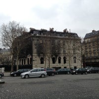 2/24/2013 tarihinde Cousin H.ziyaretçi tarafından L’ARC Paris'de çekilen fotoğraf