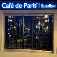 Foto tomada en Cafe De Paris  por Soner Y. el 12/9/2022