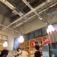 Foto tirada no(a) Levent Kafe por Merve E. em 12/6/2021