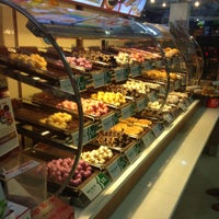 Photo taken at Mister Donut by CaЯToon D. on 4/14/2013