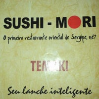 Foto tirada no(a) Sushi Mori por Victor P. em 11/17/2012