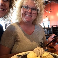 Photo taken at BJ&amp;#39;s Restaurant &amp;amp; Brewhouse by Mackie B. on 5/21/2019