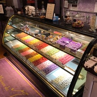 Photo taken at La Maison du Macaron by Russell on 6/14/2019
