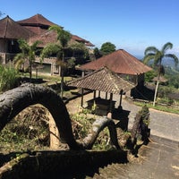 Photo taken at Bedugul Taman Hotel by Ketut S. on 5/24/2019