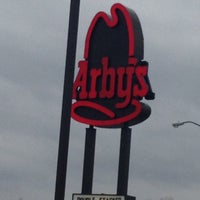 Photo taken at Arby&amp;#39;s by Jason Y. on 4/27/2013