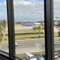 Photo taken at Tampa Airport Marriott by Jay K. on 1/24/2024