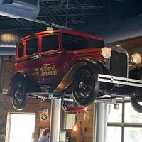 2/6/2021 tarihinde Jay K.ziyaretçi tarafından Ford&amp;#39;s Garage'de çekilen fotoğraf