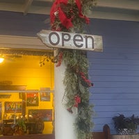 Photo taken at Coffee House Realty Cafe by Jay K. on 11/24/2023