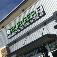 รูปภาพถ่ายที่ BurgerFi โดย Jay K. เมื่อ 7/26/2019