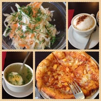 4/12/2013にAlexandra Zankevich ✨がKoti pizzaで撮った写真