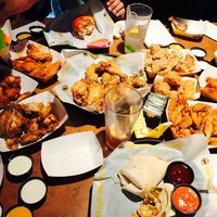 Photo taken at Buffalo Wild Wings by 🆑 on 5/23/2017