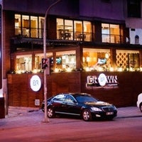 Foto tirada no(a) Brown Cafe&amp;amp;Bistro por Muhammed M. em 12/12/2012