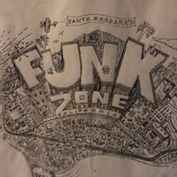 Foto scattata a The Funk Zone da Andy il 3/12/2021