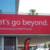 6/22/2013 tarihinde Bart V.ziyaretçi tarafından Microsoft Advertising Beach Club At The Cannes Lions Festival'de çekilen fotoğraf