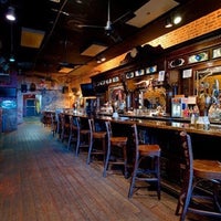 Foto tirada no(a) The Brick: Charleston&amp;#39;s Favorite Tavern por Matthew Q. em 11/29/2012