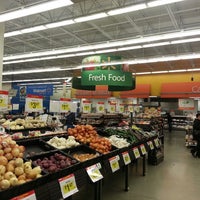 5/12/2013にAleksandar T.がWalmart Supercentreで撮った写真