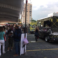 Photo taken at feria del diseño y food truck by Luis O. on 11/6/2016