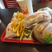 Das Foto wurde bei Burger King von B G. am 7/16/2016 aufgenommen