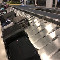 Photo taken at Baggage Claim 23 by Bia D. on 3/24/2018