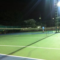 Photo taken at สนามเทนนิส หมู่บ้านอยู่เจริญ by Aungsuchot H. on 11/15/2012