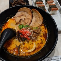 Das Foto wurde bei Chibiscus Asian Cafe &amp;amp; Restaurant von Richard am 6/13/2019 aufgenommen