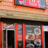 Foto diambil di Tu Taco Taco Shop oleh Tu Taco Taco Shop pada 4/18/2017