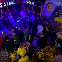 Das Foto wurde bei Hops Irish Pub&amp;amp;Stage von Emre Ş. am 12/5/2021 aufgenommen