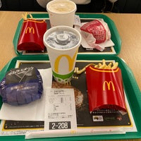 Photo taken at McDonald&amp;#39;s by ひでP on 10/16/2022