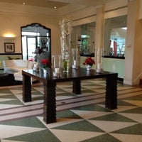 11/30/2012 tarihinde Dreena W.ziyaretçi tarafından Hotel Astor'de çekilen fotoğraf