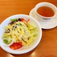 Photo taken at Italian Tomato Cafe Jr. by 海月 . on 1/17/2021