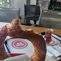 Photo taken at Simit Sarayı by Ferhat on 4/29/2022