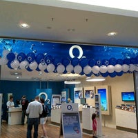 Photo taken at o2 Shop Berlin 12 by Dirk R. on 6/6/2013
