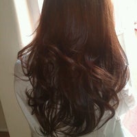 Снимок сделан в Divine Hair Salon пользователем Ana Maria C. 12/1/2012
